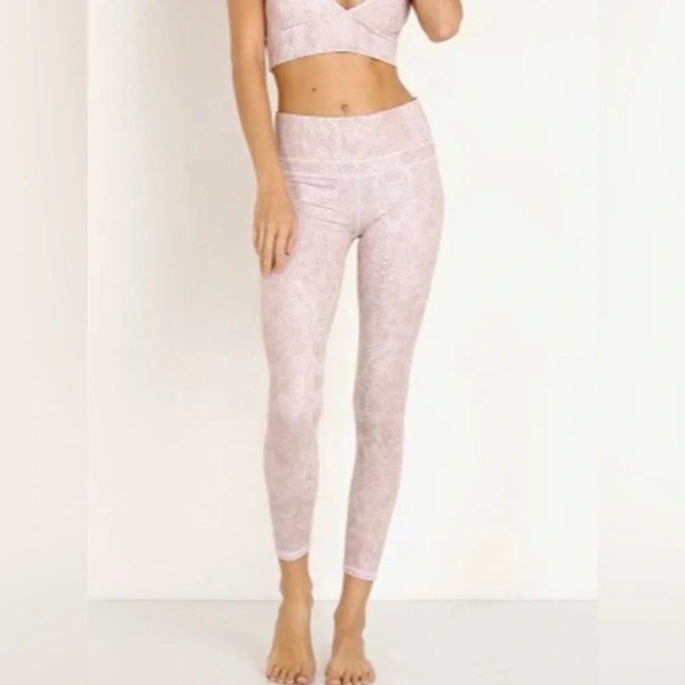 Varley Biona High Rise Legging size M EUC - Picture 3 of 11